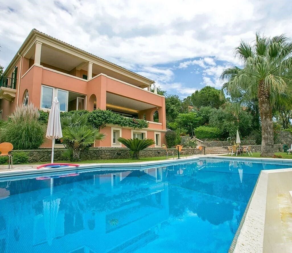 Готель Kommeno Castle Luxury Village 4*